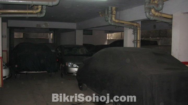 Flat for Rent @Md.pur Bus Stand